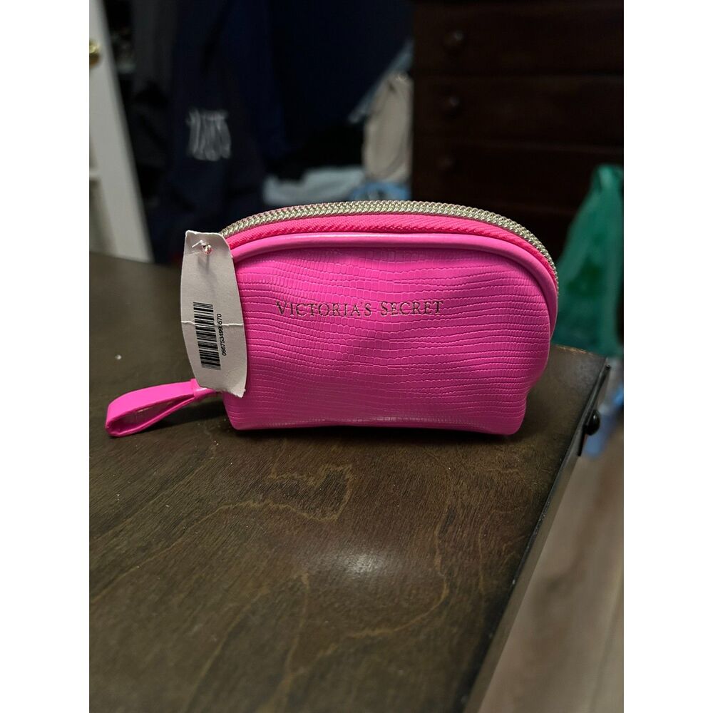 Victoria's Secret Hot Pink Lizard Embossed Dome Cosmetic Bag Travel Pouch NWT